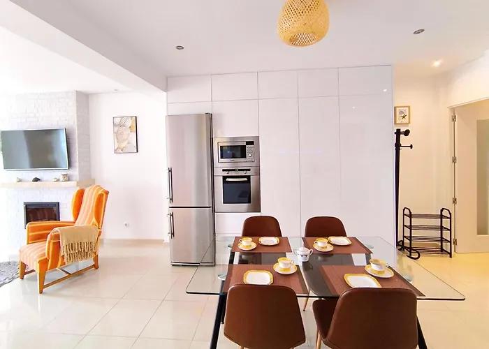 Apartment Lava & Ocean - Icod De Vinos - Ac, 3 Bedrooms, 2 Bathrooms, Ocean And Teide View *